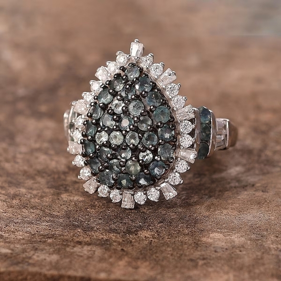 Natural Alexandrite and Genuine Moissanite Teardrop Cluster Ring. - Picture 6 of 6
